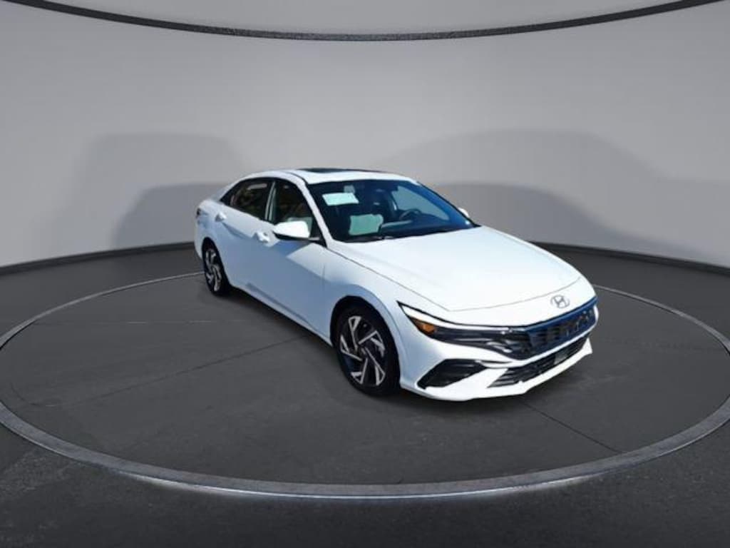 New 2025 Hyundai Elantra Hybrid Limited Sedan