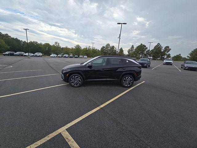 2025 Hyundai Tucson Limited - Photo 18