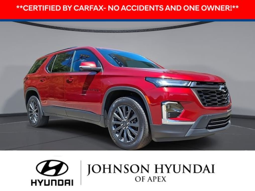 Used 2023 Chevrolet Traverse RS SUV