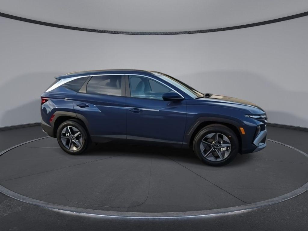 2026 Hyundai Tucson SEL photo 2