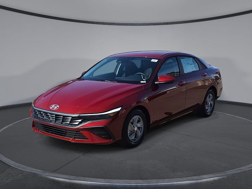 2026 Hyundai Elantra SE's photo