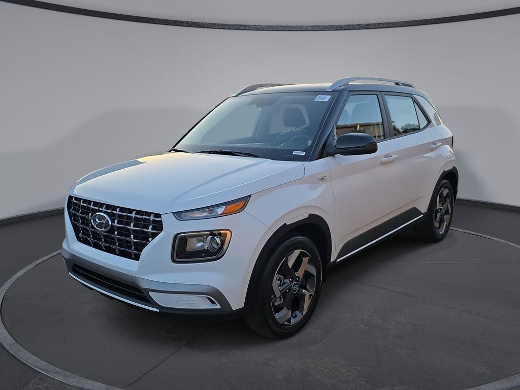 New 2026 Hyundai Venue SEL w/Two-Tone Roof SUV
