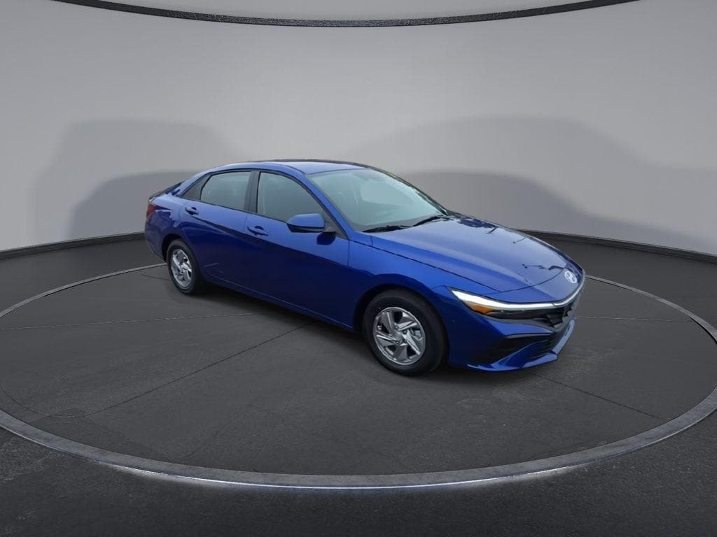 New 2026 Hyundai Elantra SE Sedan