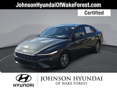 2025 Hyundai Elantra SE Sedan