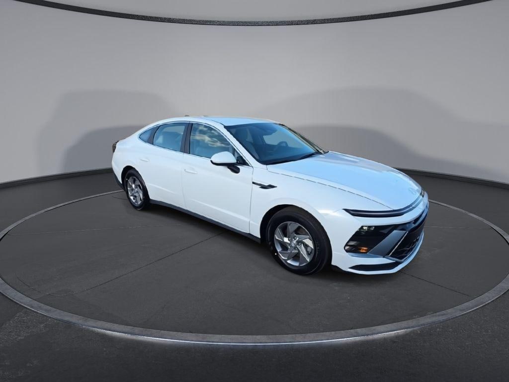New 2026 Hyundai Sonata SE Sedan