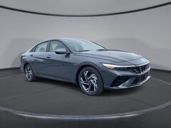2024 Hyundai Elantra SEL Convenience Sedan