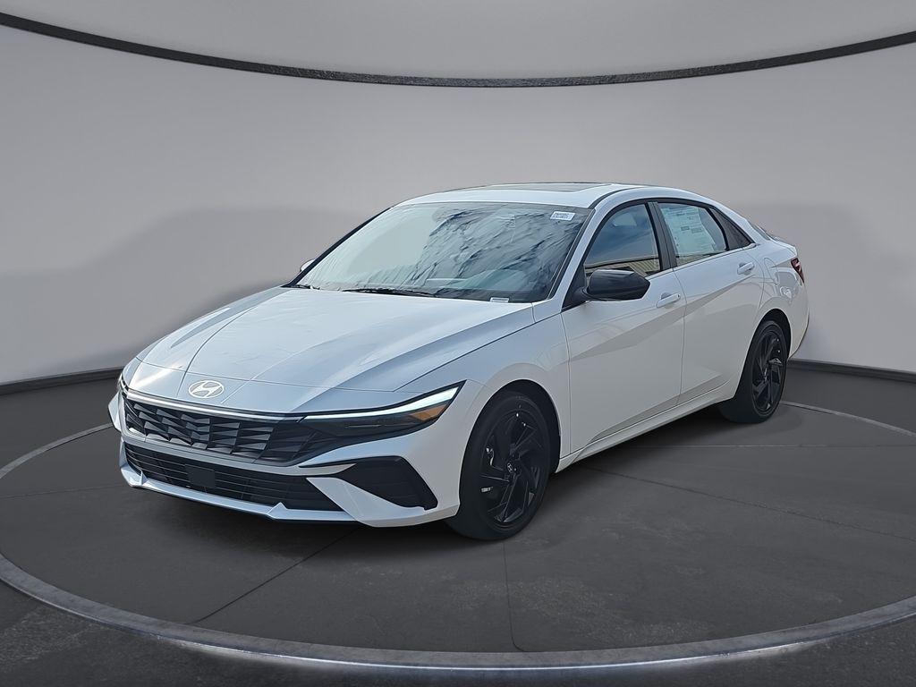 2026 Hyundai Elantra SEL's photo