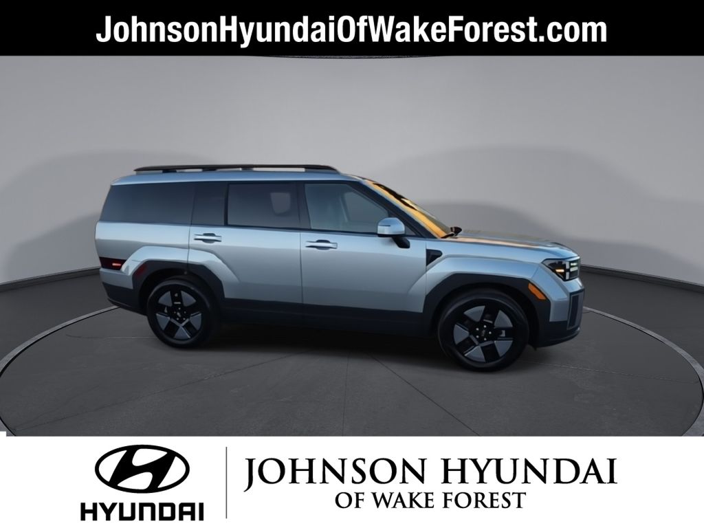 2025 Hyundai Santa Fe SEL photo 2