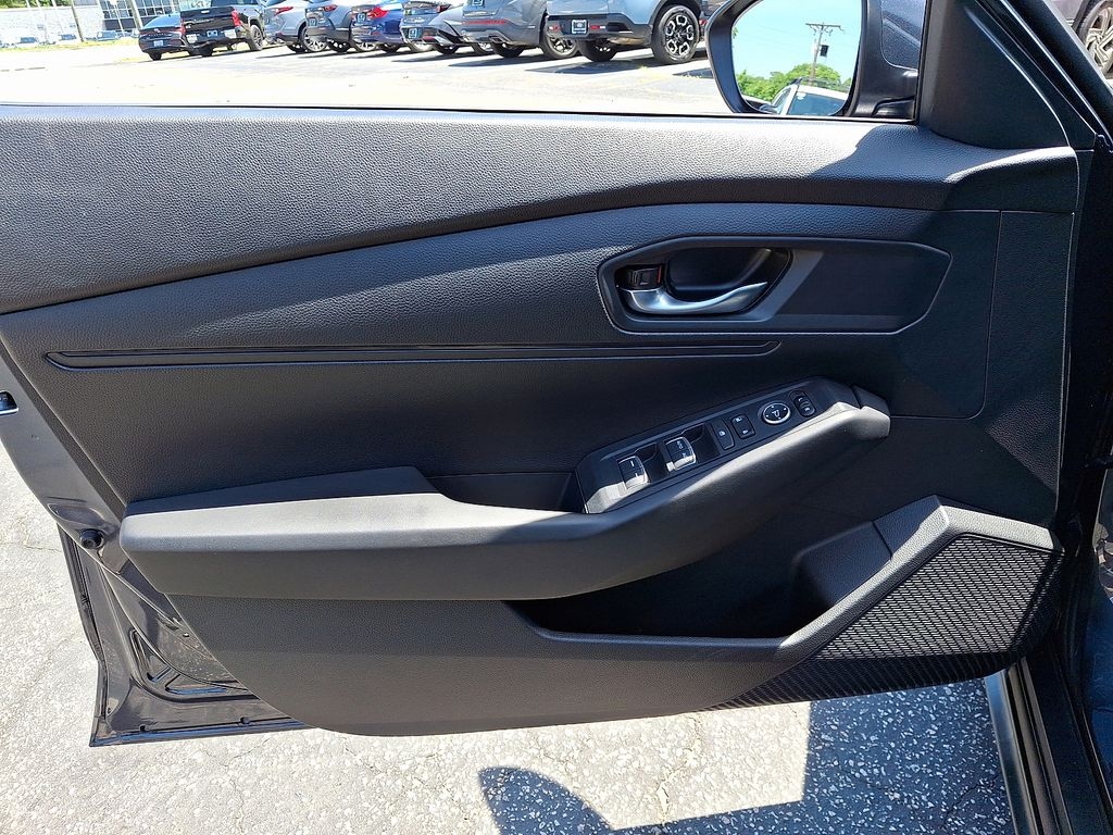 Used 2023 Honda Accord LX Sedan