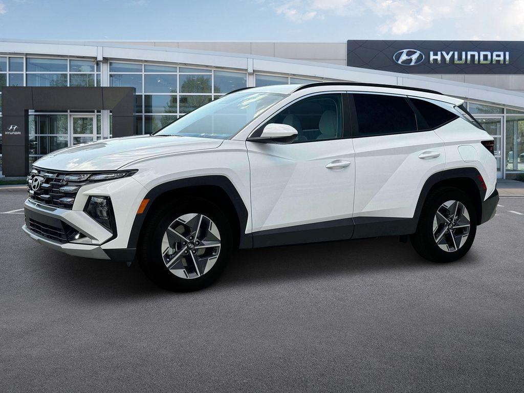 2025 Hyundai Tucson SEL photo 2