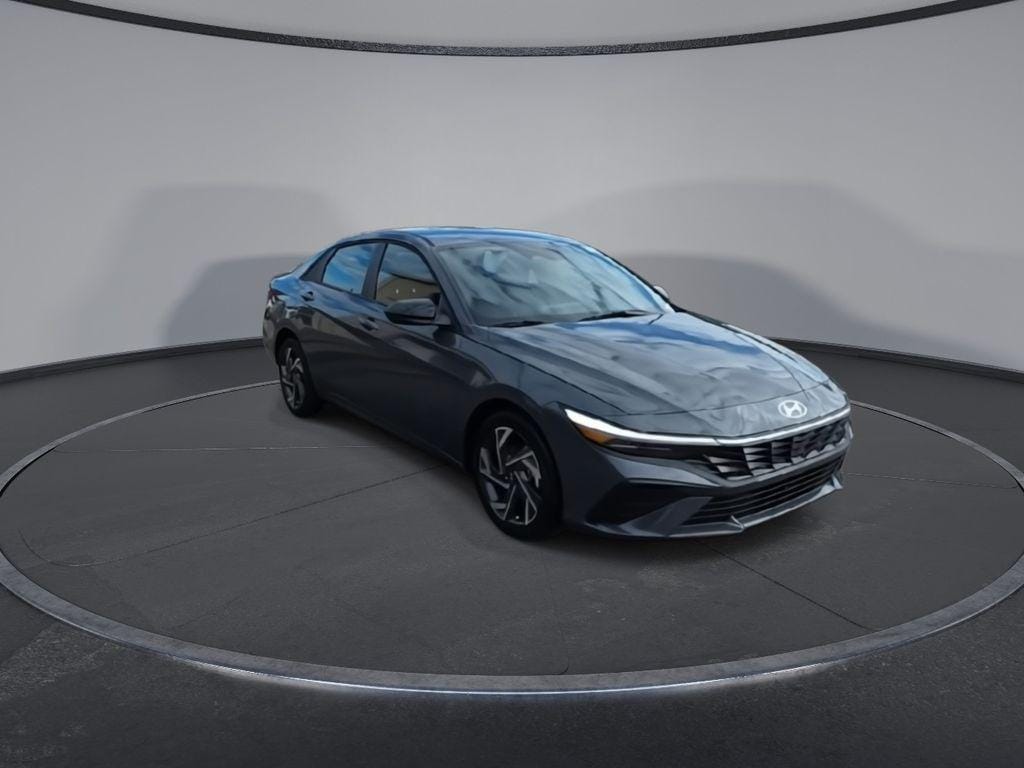 New 2025 Hyundai Elantra SEL Sport Sedan