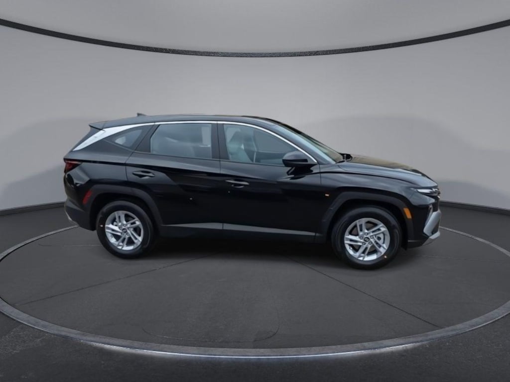 New 2026 Hyundai Tucson SE FWD SUV