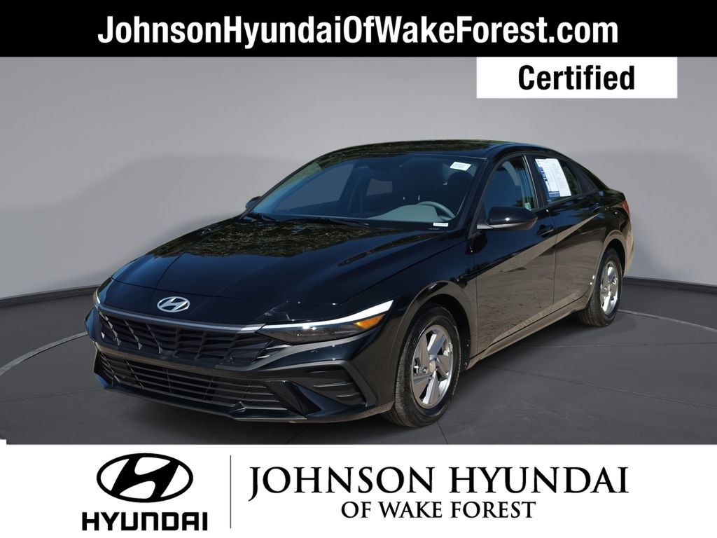 2025 Hyundai Elantra SE