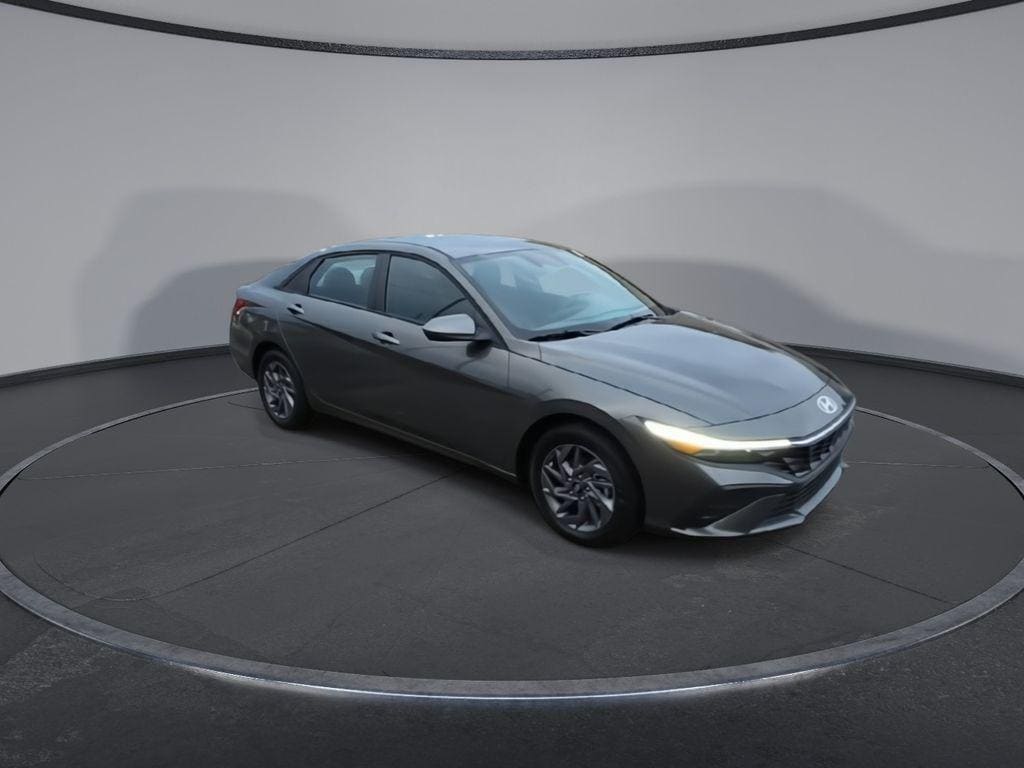 New 2025 Hyundai Elantra Hybrid Blue Sedan