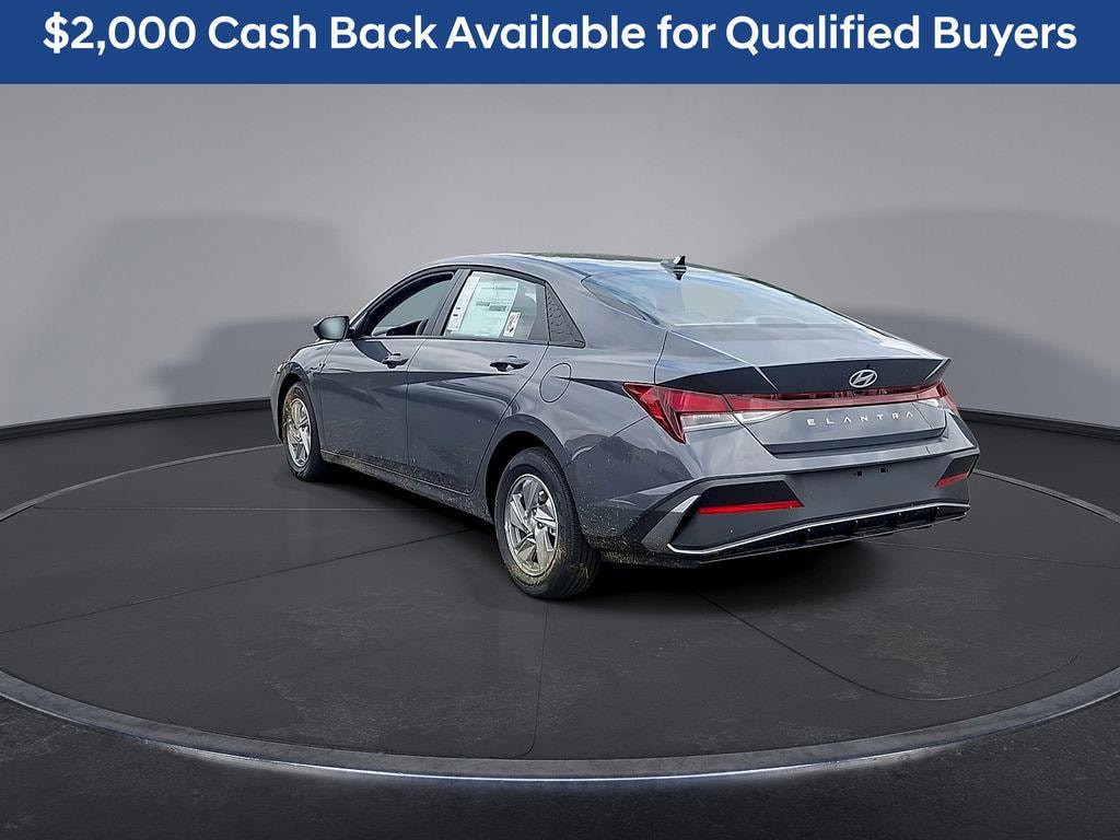 New 2026 Hyundai Elantra SE Sedan