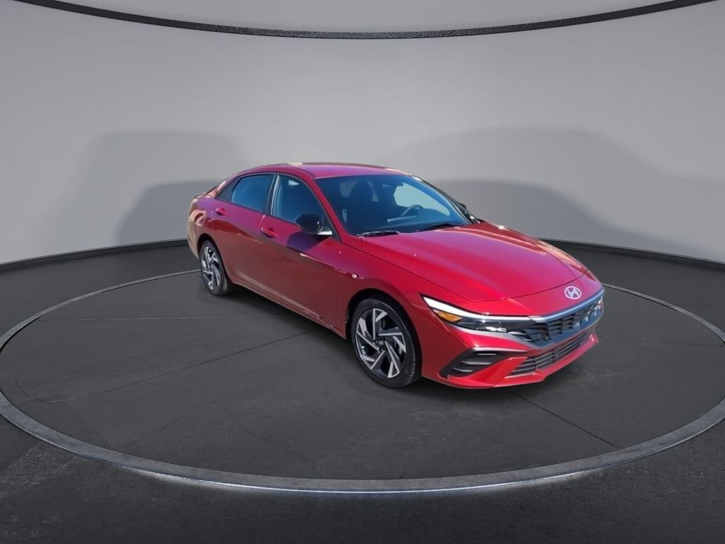 New 2025 Hyundai Elantra SEL Sport Sedan