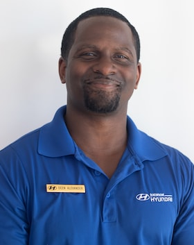 Staff member Nooruddeen Alexander from e69095d9435c