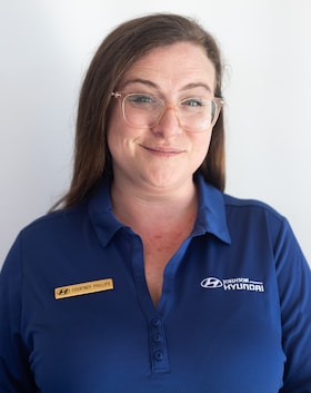 Staff member Courtney Phillips from e69095d9435c