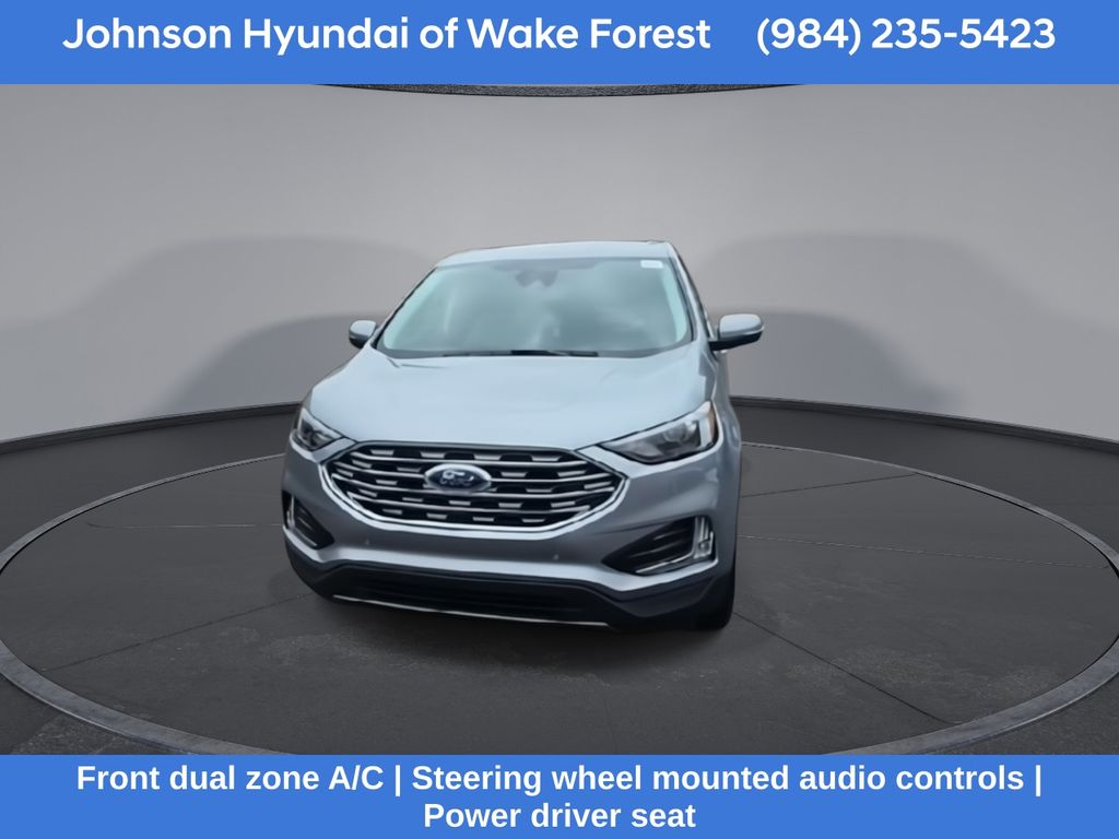 2024 Ford Edge Titanium photo 3