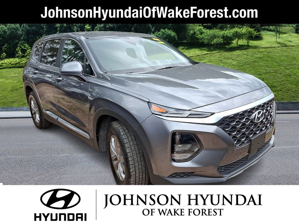 2019 Hyundai Santa Fe SE 2.4's photo