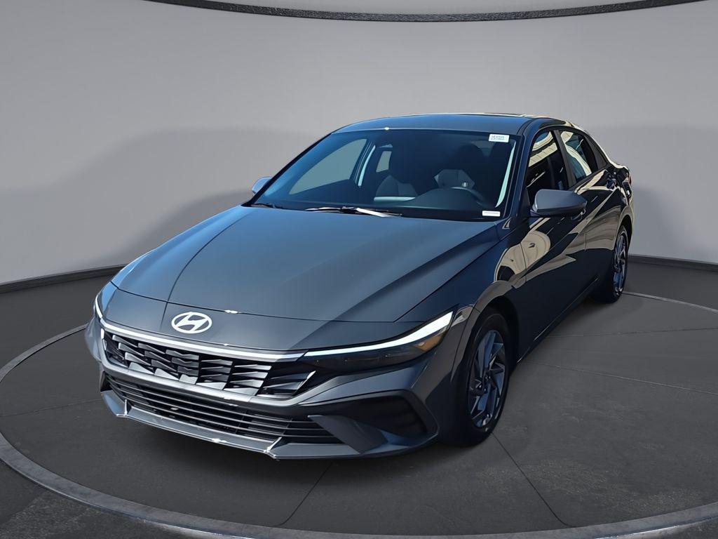 2026 Hyundai Elantra Blue's photo