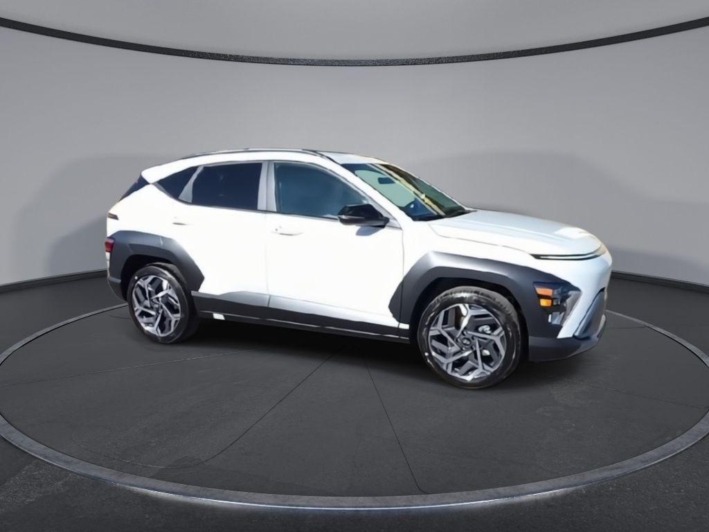 2026 Hyundai Kona SEL photo 2