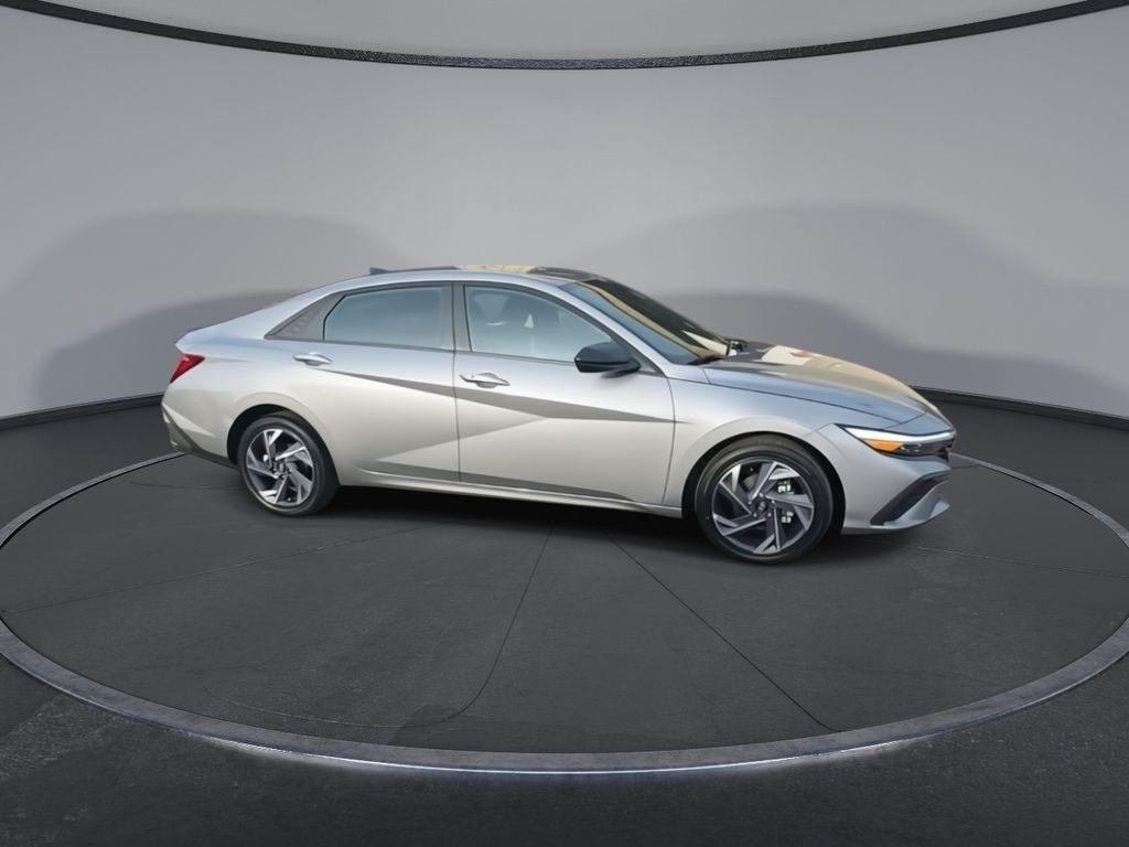 2025 Hyundai Elantra Hybrid SEL Sport photo 2