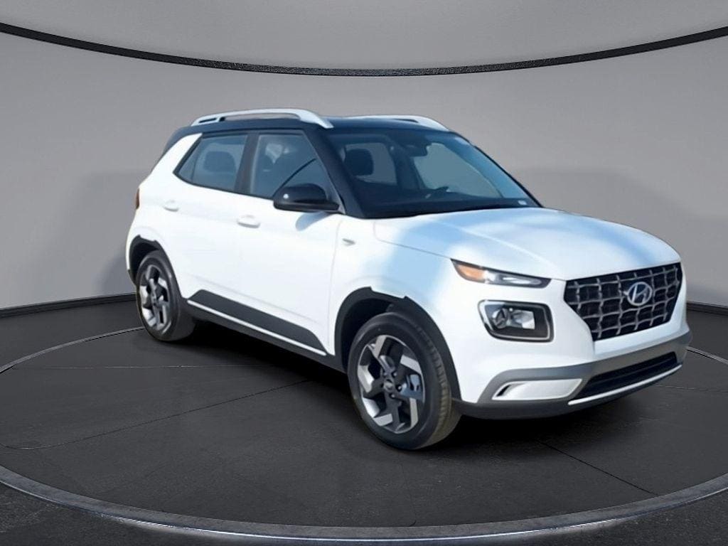New 2026 Hyundai Venue SEL w/Two-Tone Roof SUV