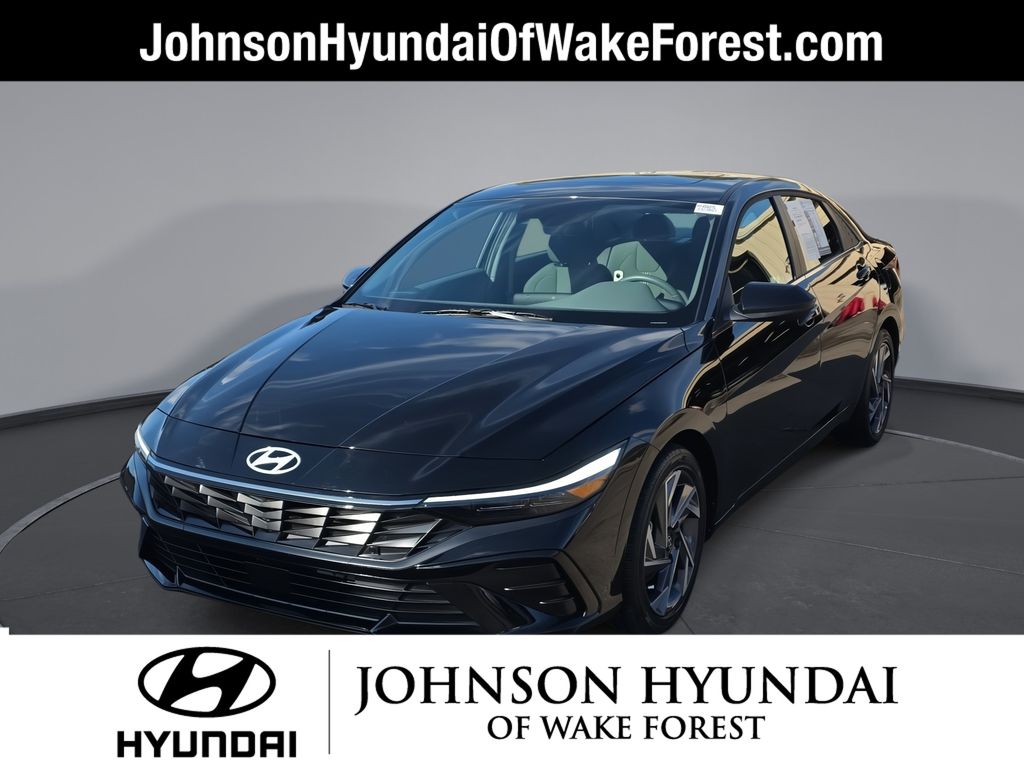 2025 Hyundai Elantra SEL's photo