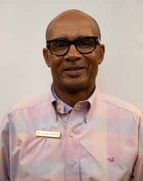 Staff member Tony Watson from e69095d9435c