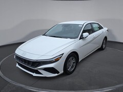 2026 Hyundai Elantra SE Sedan