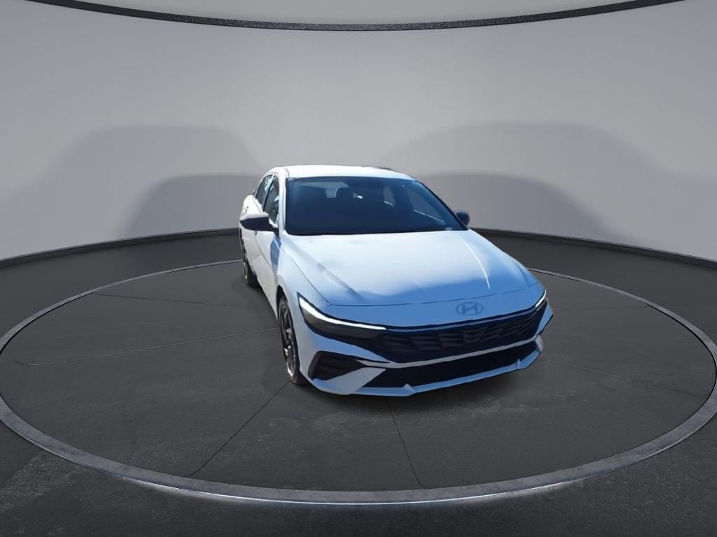 New 2026 Hyundai Elantra SEL Sport Sedan