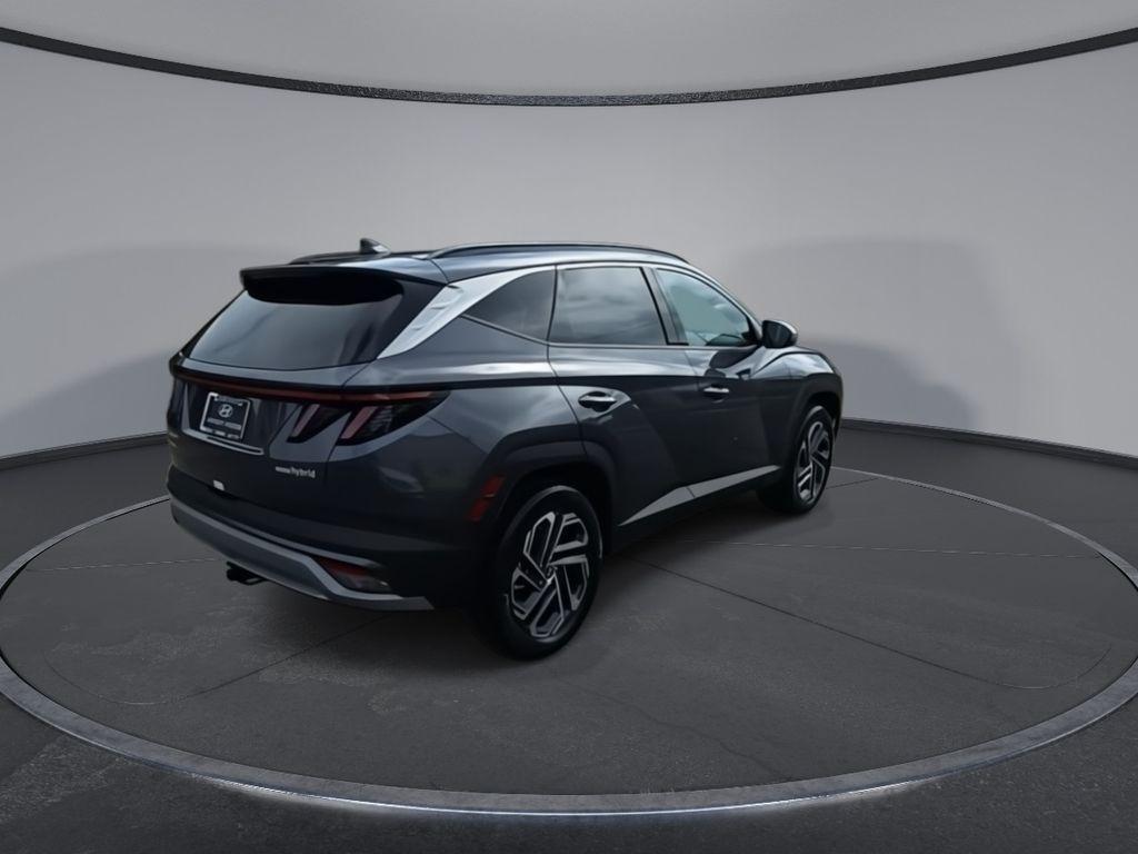 2025 Hyundai Tucson Hybrid Limited photo 2