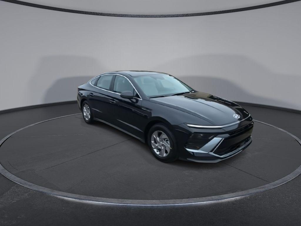 2026 Hyundai Sonata SE photo 2