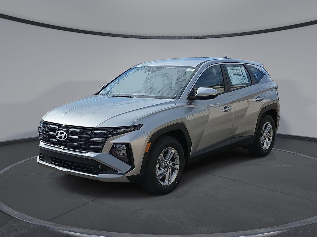 2026 Hyundai Tucson SE's photo