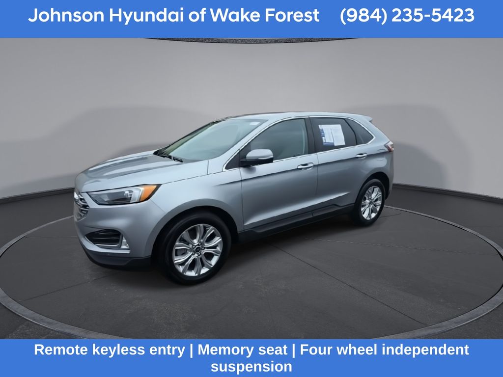 2024 Ford Edge Titanium photo 4
