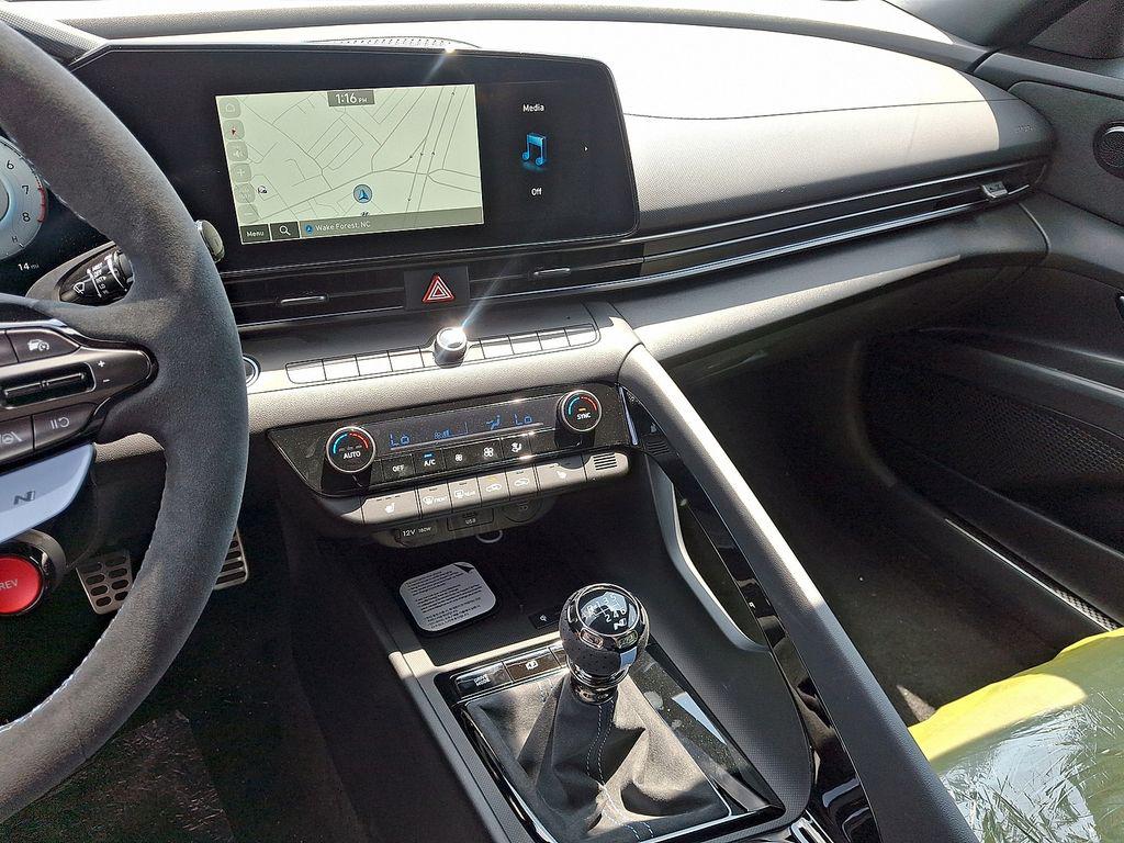 Photo 18