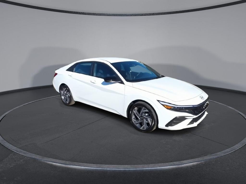 New 2025 Hyundai Elantra SEL Sport Sedan