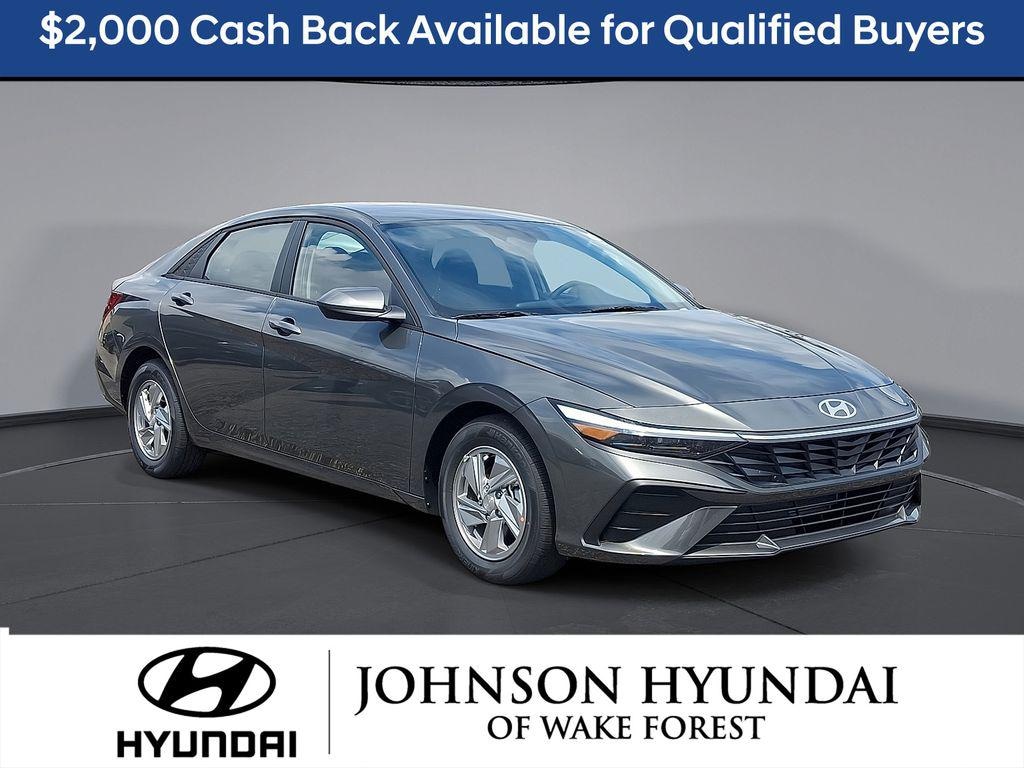 New 2026 Hyundai Elantra SE Sedan