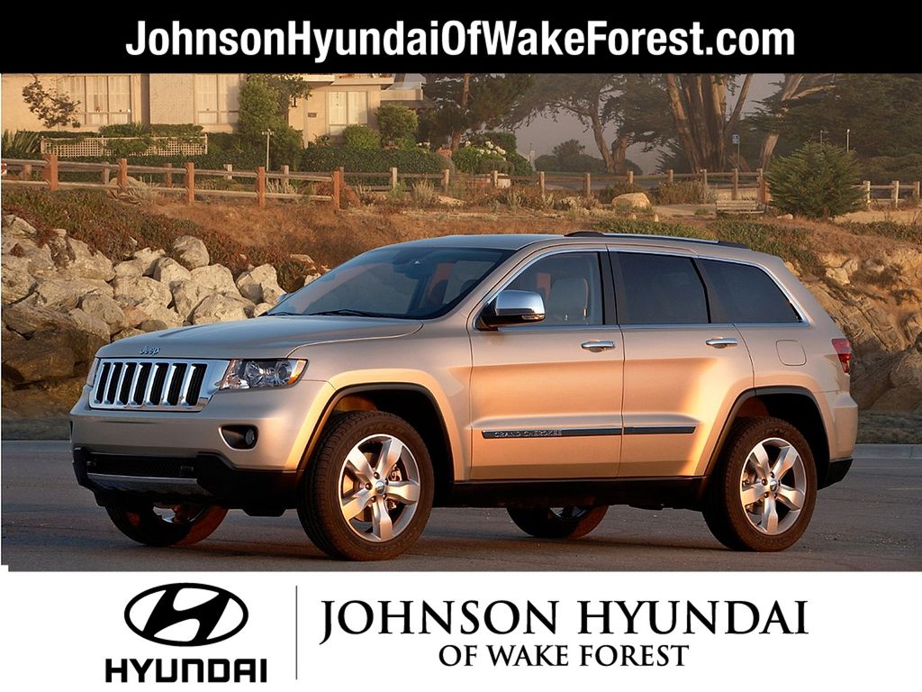 2012 Jeep Grand Cherokee Laredo 4WD's photo
