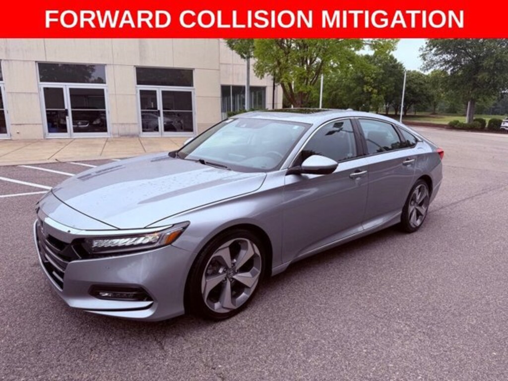 Used 2018 Honda Accord Touring 2.0T Sedan