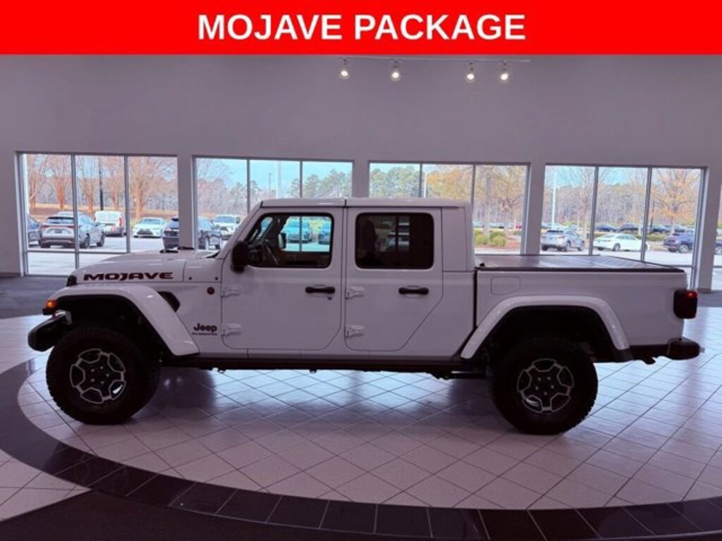 Used 2022 Jeep Gladiator Mojave Truck Crew Cab