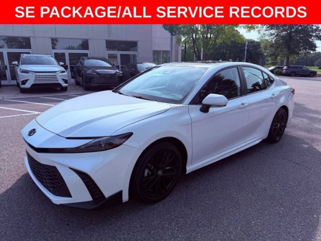 Used 2025 Toyota Camry SE Sedan