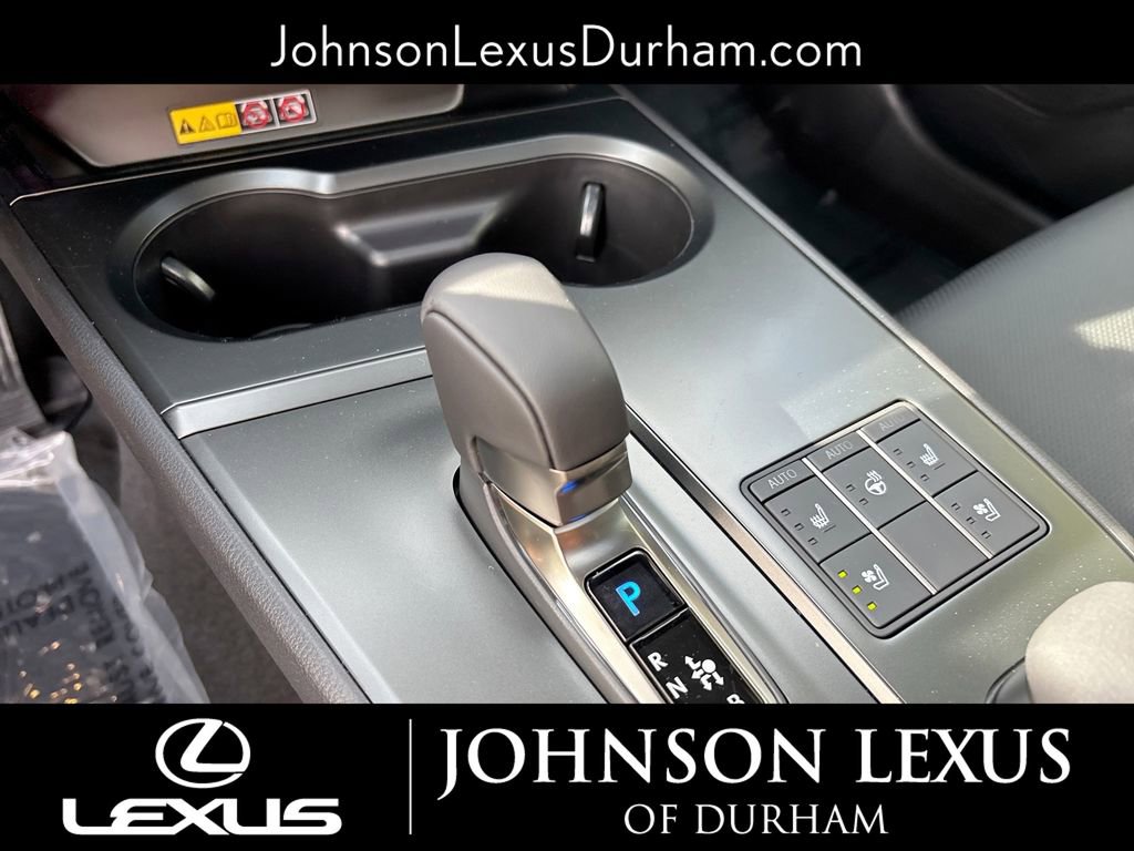 2026 Lexus UX Hybrid 300h Premium - Photo 22