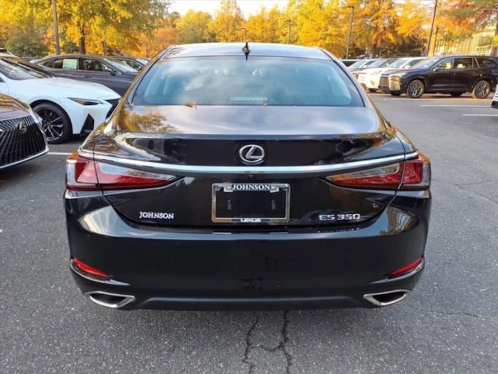 New 2025 Lexus ES 350 4-DOOR SEDAN