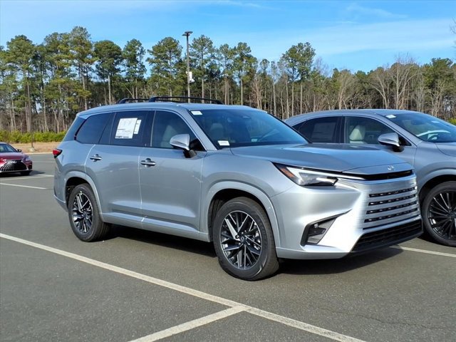 2026 Lexus TX Premium's photo