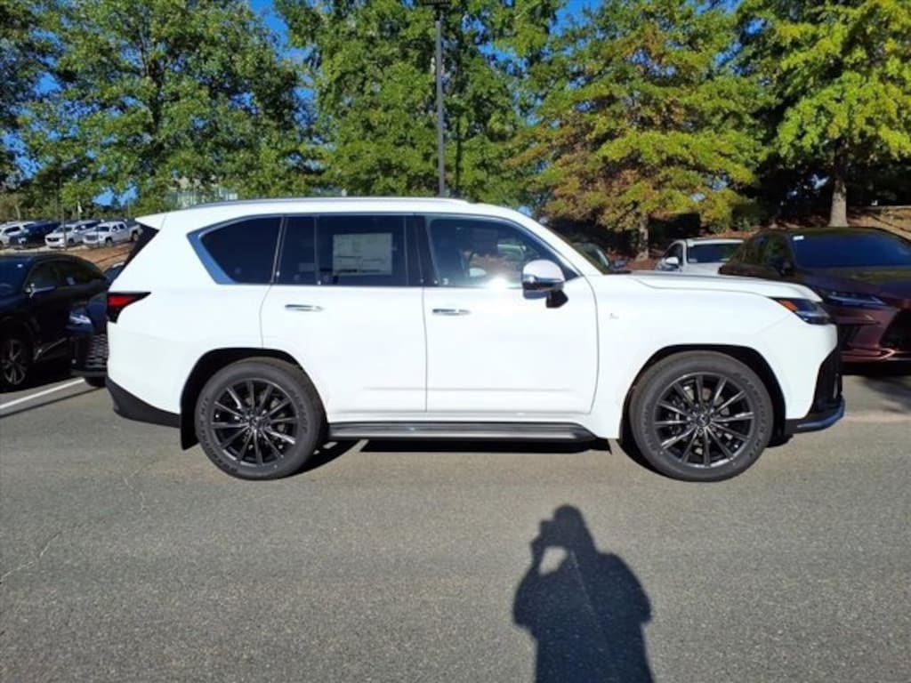 New 2025 Lexus LX 600 F SPORT HANDLING 5-DOOR SUV 4X4