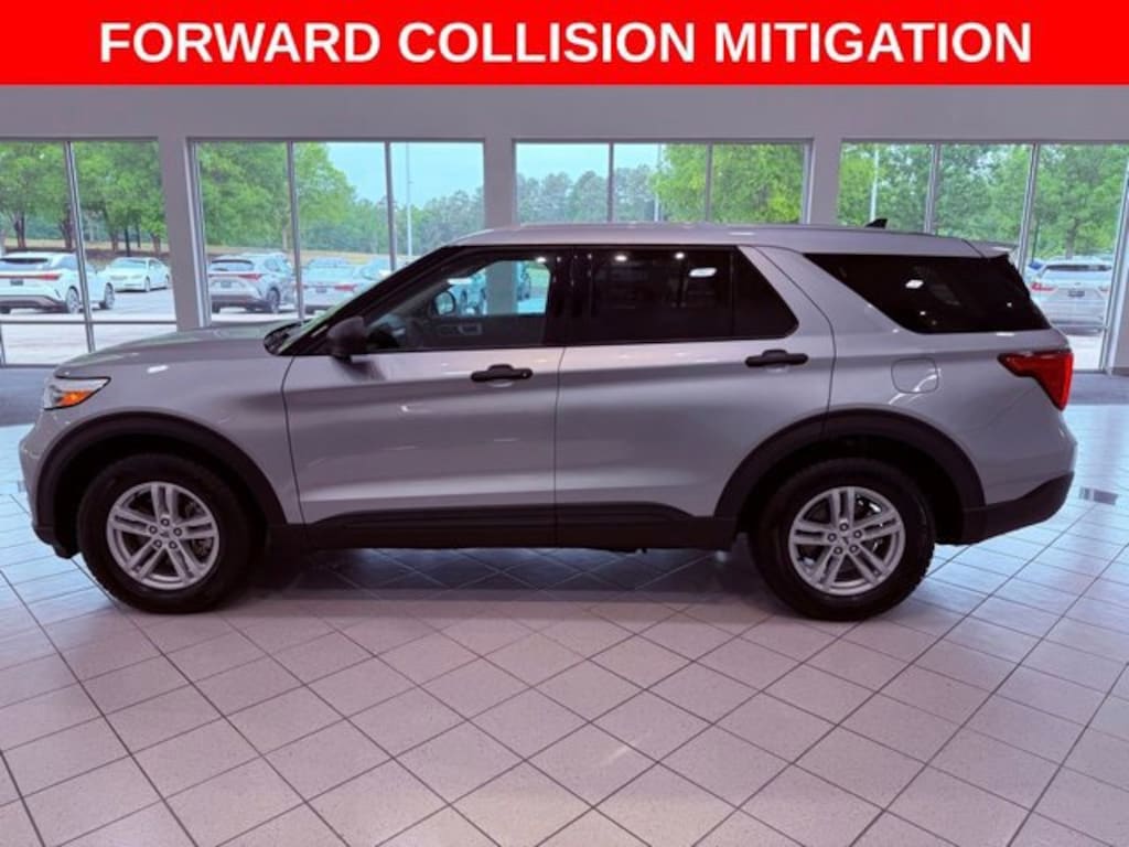 Used 2022 Ford Explorer Base SUV