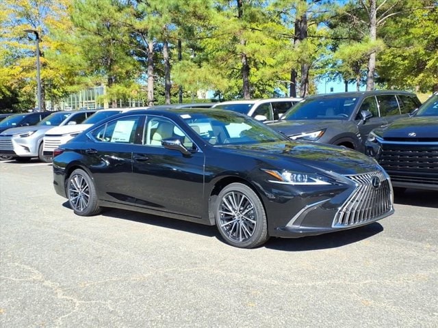 2025 Lexus ES 350's photo