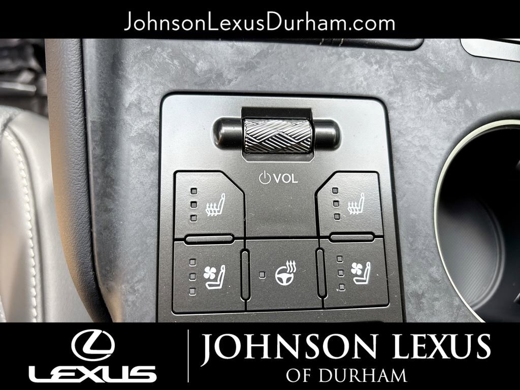 2026 Lexus IS 350 F SPORT - Photo 25